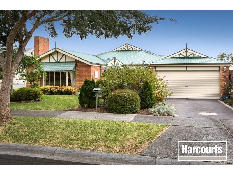 12 The Oval, Berwick VIC 3806