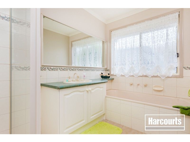 12 The Oval, Berwick VIC 3806