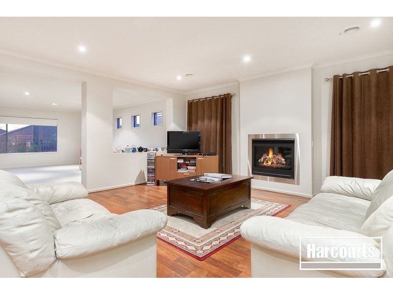 9 Els Court, Berwick VIC 3806