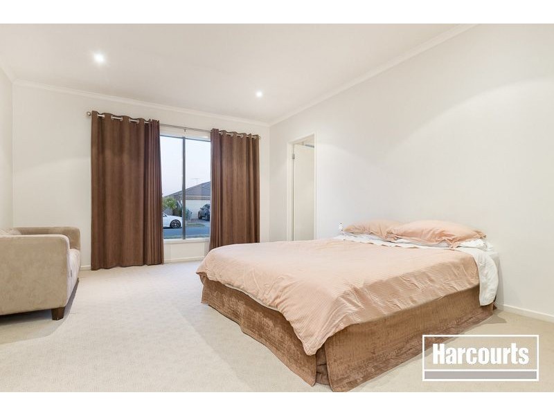 9 Els Court, Berwick VIC 3806