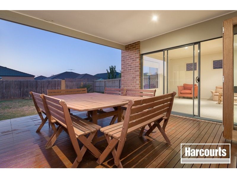 9 Els Court, Berwick VIC 3806
