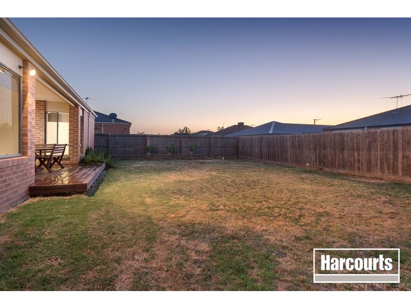 9 Els Court, Berwick VIC 3806