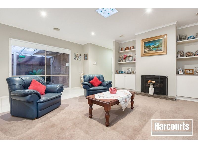 2 Oakmoss Place, Berwick VIC 3806