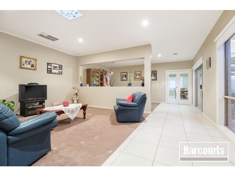 2 Oakmoss Place, Berwick VIC 3806