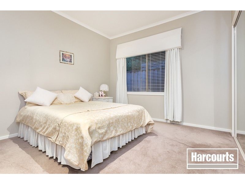 2 Oakmoss Place, Berwick VIC 3806