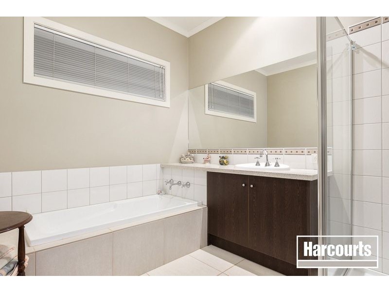 2 Oakmoss Place, Berwick VIC 3806