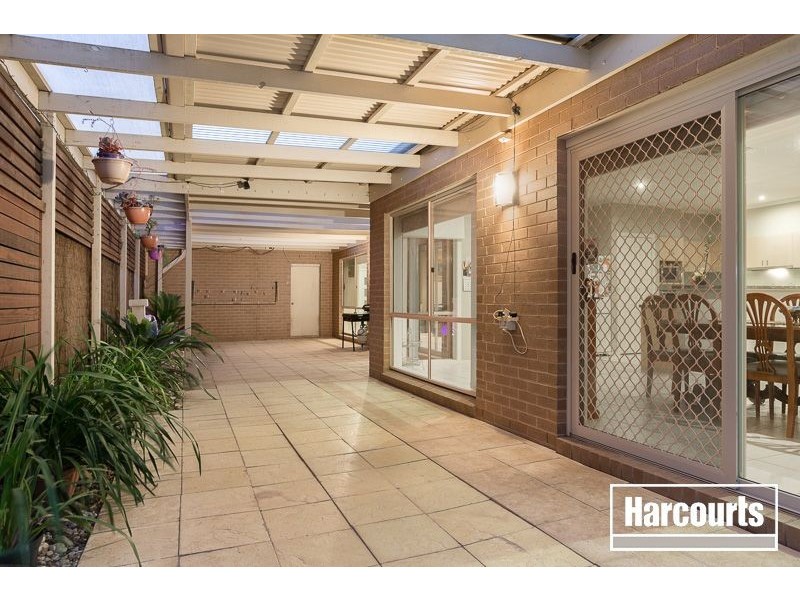 2 Oakmoss Place, Berwick VIC 3806