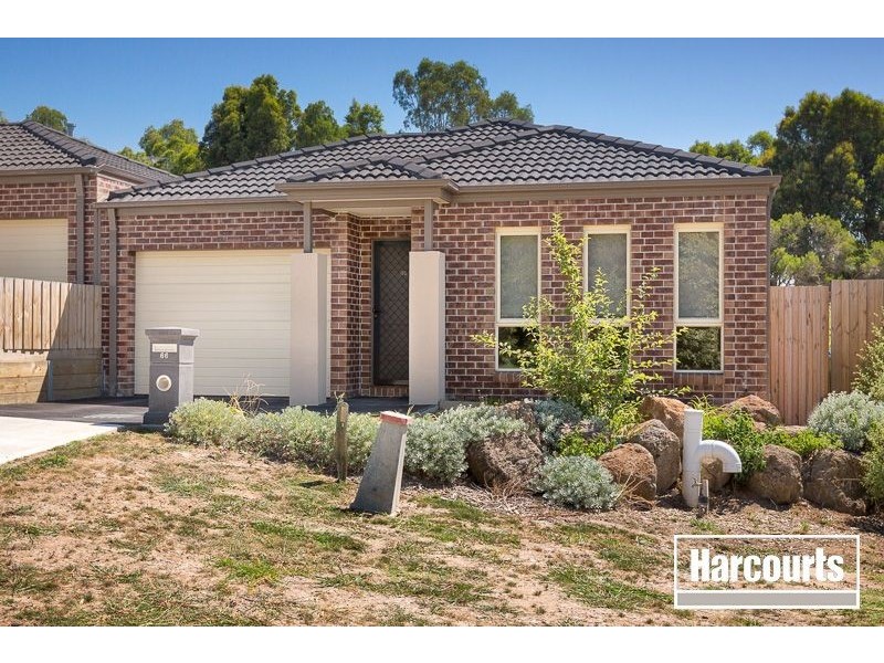 66 Innes Court, Berwick VIC 3806