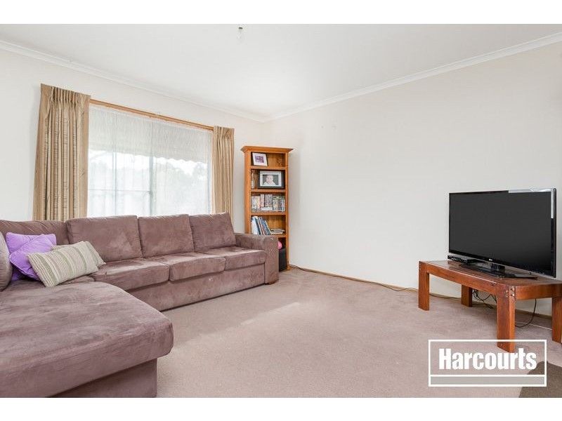 6 Wirrabarra Place, Berwick VIC 3806