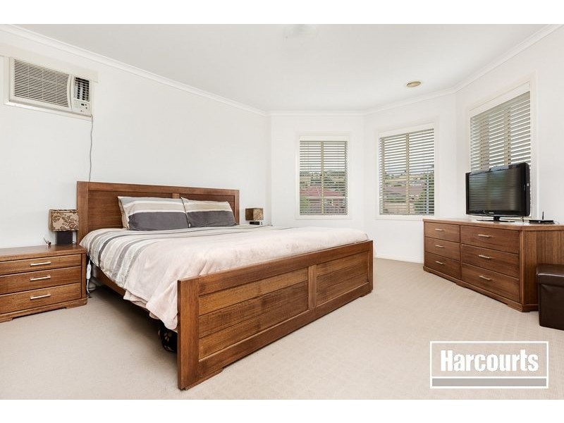 5 Phelan Place, Narre Warren VIC 3805