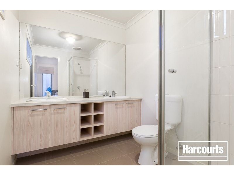 15 Janna Place, Berwick VIC 3806