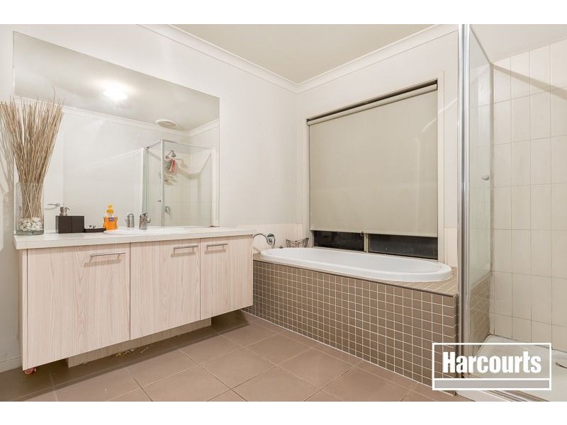 15 Janna Place, Berwick VIC 3806