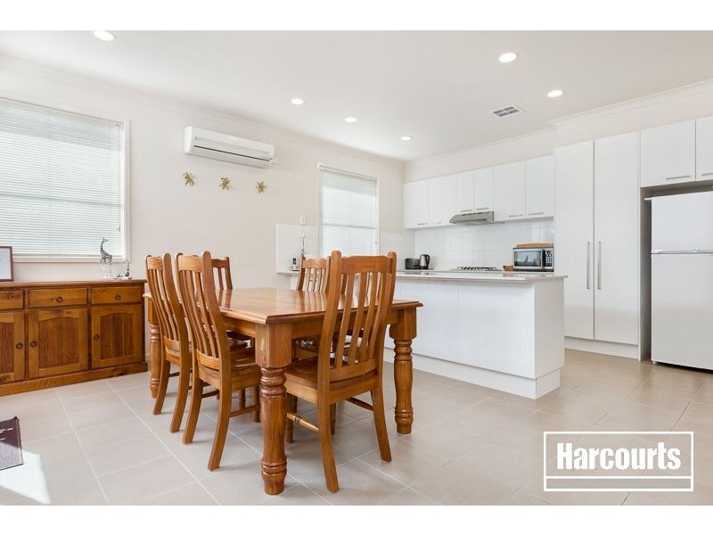 4 Harlesden Circuit, Pakenham VIC 3810