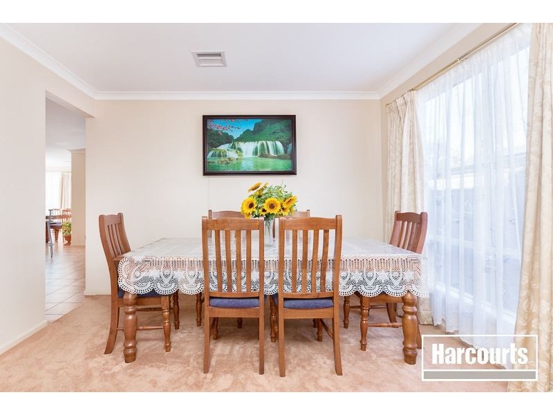 10 Drovers Retreat, Narre Warren South VIC 3805