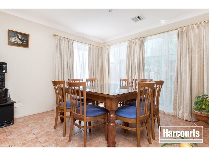 10 Drovers Retreat, Narre Warren South VIC 3805