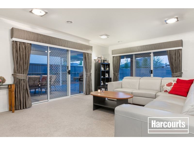 34 Arena Parade, Officer VIC 3809