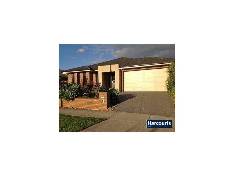 98 Skyline Way, Berwick VIC 3806