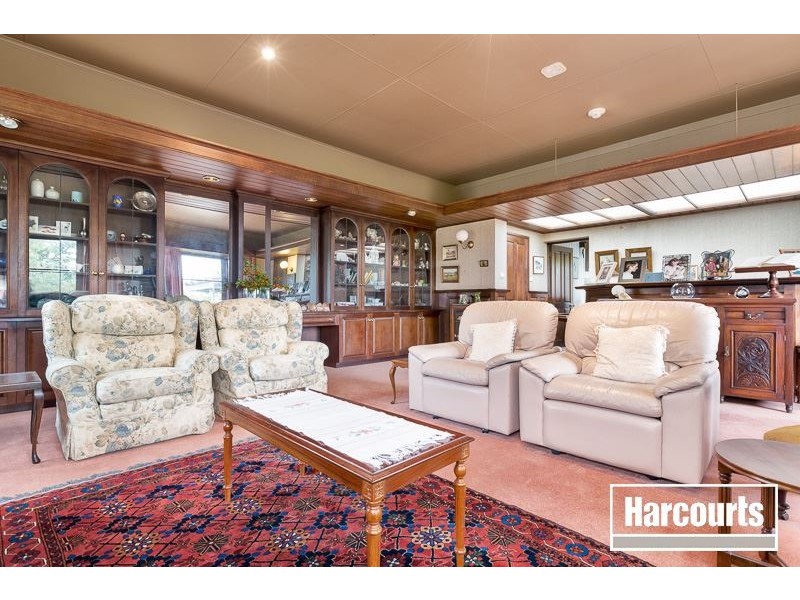 1 Marks Court, Harkaway VIC 3806