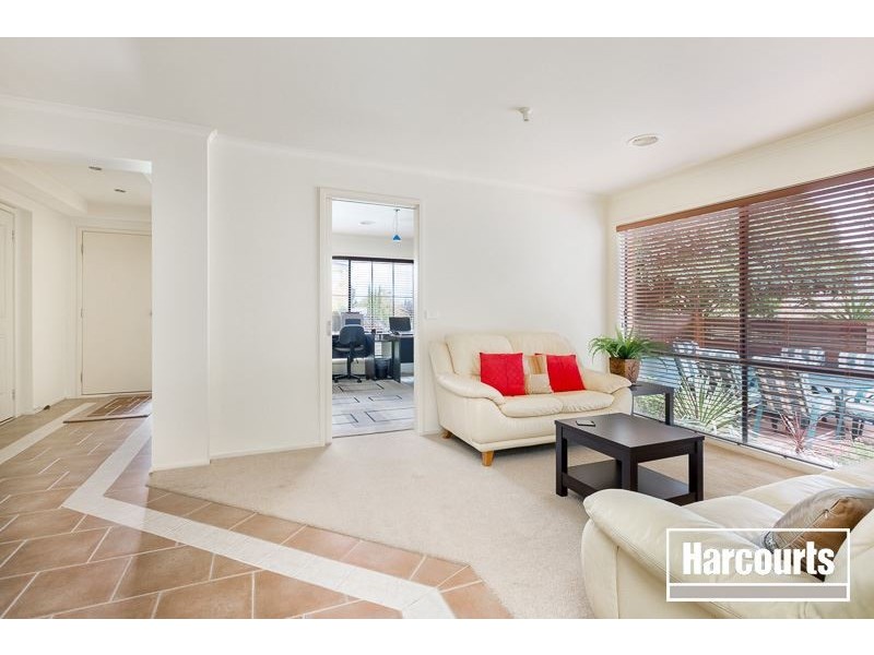 2 Chelsea Crescent, Berwick VIC 3806