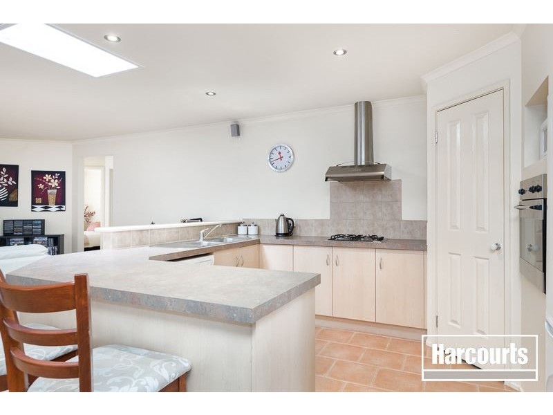 2 Chelsea Crescent, Berwick VIC 3806