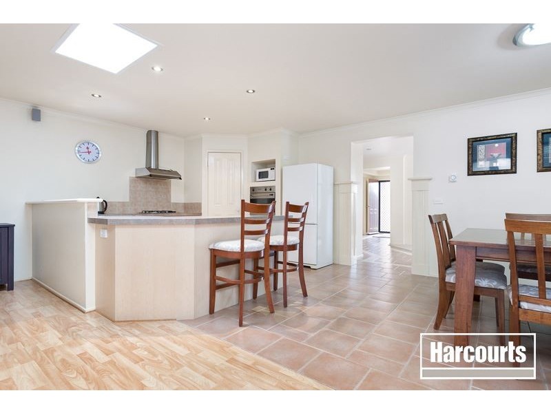 2 Chelsea Crescent, Berwick VIC 3806