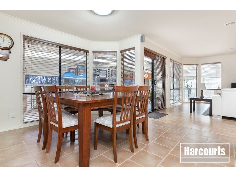 2 Chelsea Crescent, Berwick VIC 3806