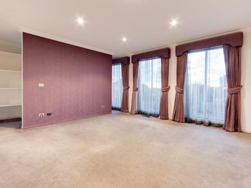 1 Kingsmill Terrace, Berwick VIC 3806