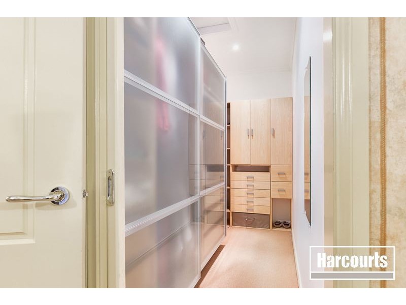 17 Hunt Club Road, Narre Warren South VIC 3805