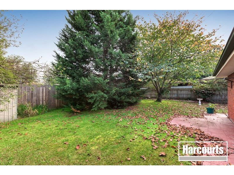 39 Coolong Avenue, Berwick VIC 3806