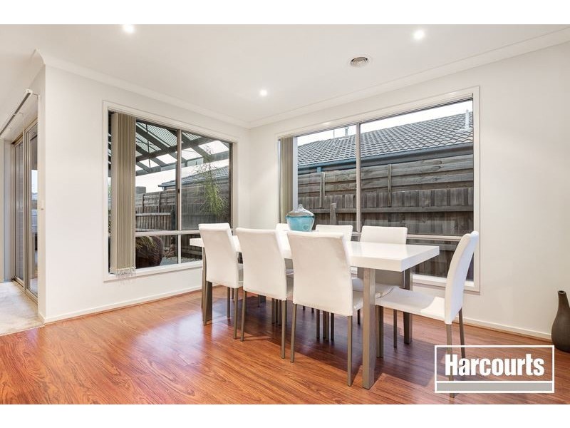 15 Janna Place, Berwick VIC 3806