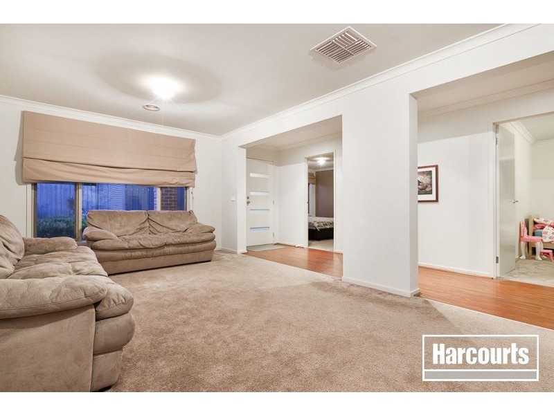 15 Janna Place, Berwick VIC 3806