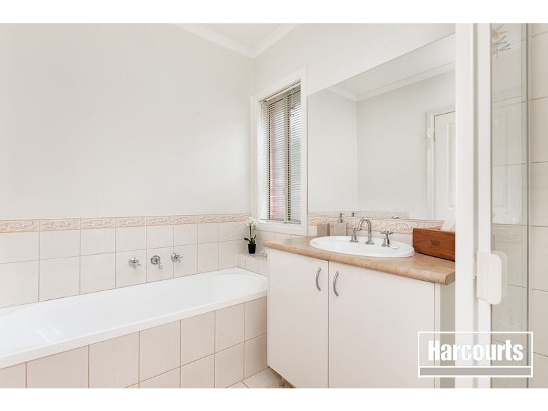 6 Bewley Way, Berwick VIC 3806