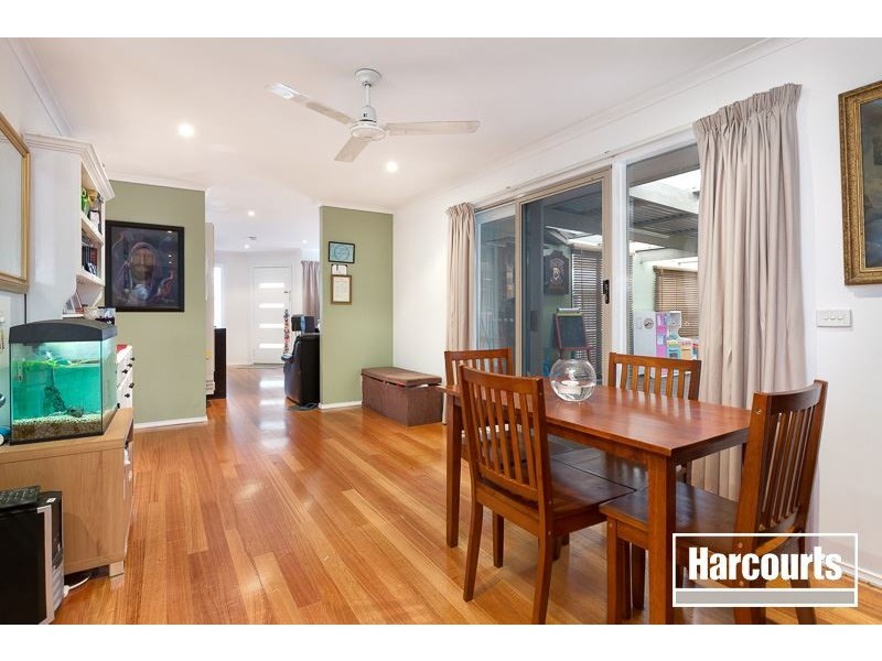 34 Baringa Park Drive, Narre Warren South VIC 3805