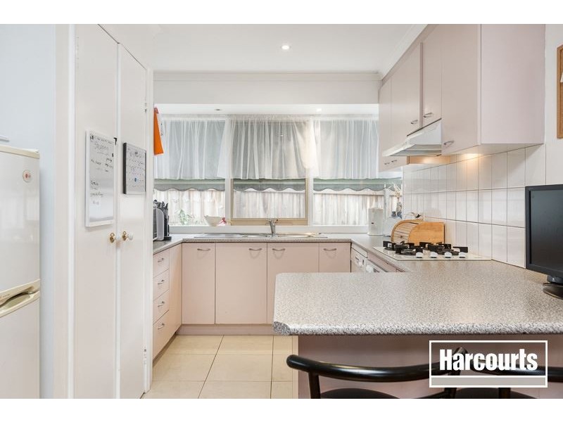 34 Baringa Park Drive, Narre Warren South VIC 3805