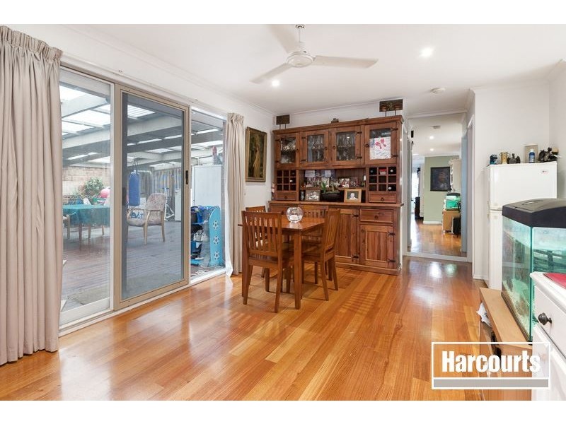 34 Baringa Park Drive, Narre Warren South VIC 3805