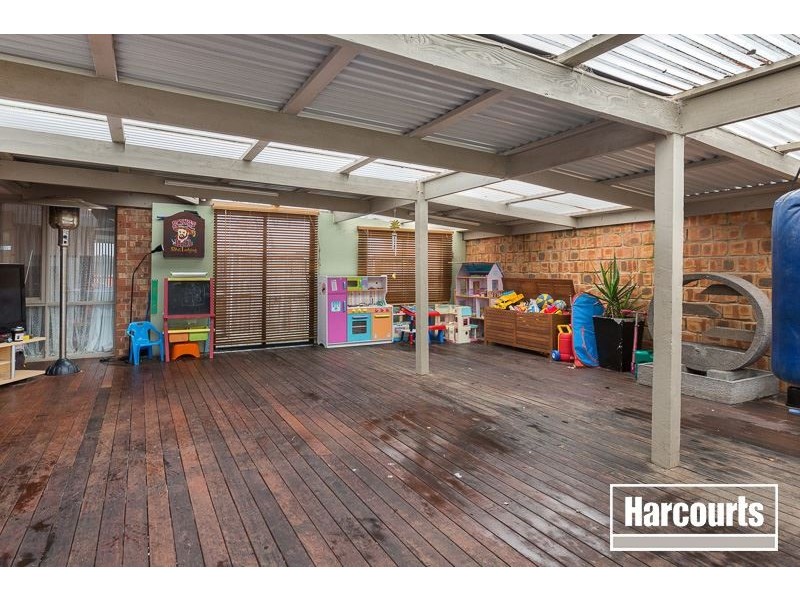 34 Baringa Park Drive, Narre Warren South VIC 3805