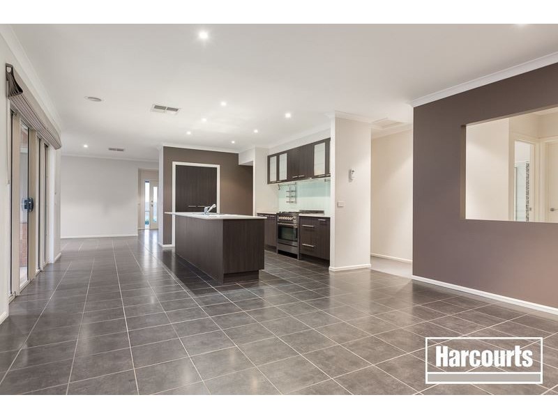 114 Skyline Way, Berwick VIC 3806