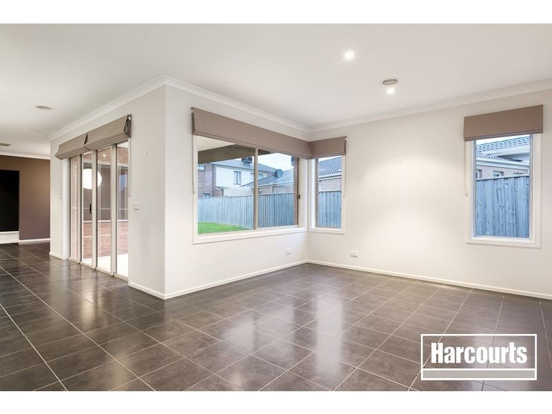 114 Skyline Way, Berwick VIC 3806