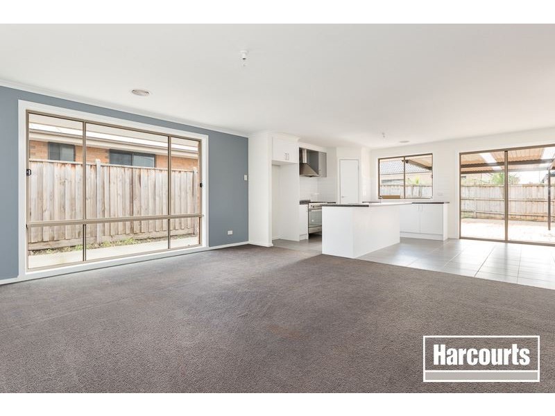 130 Linsell Boulevard, Cranbourne East VIC 3977