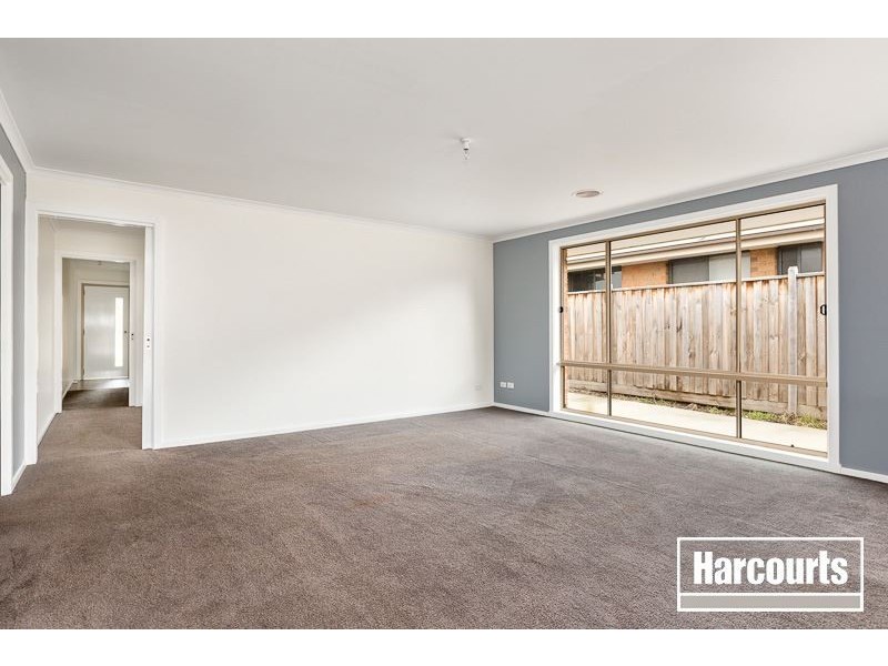 130 Linsell Boulevard, Cranbourne East VIC 3977