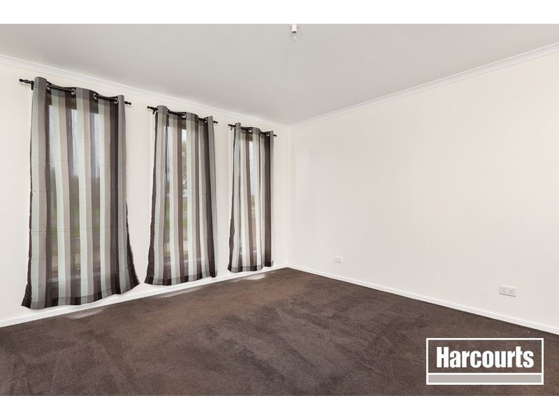 130 Linsell Boulevard, Cranbourne East VIC 3977