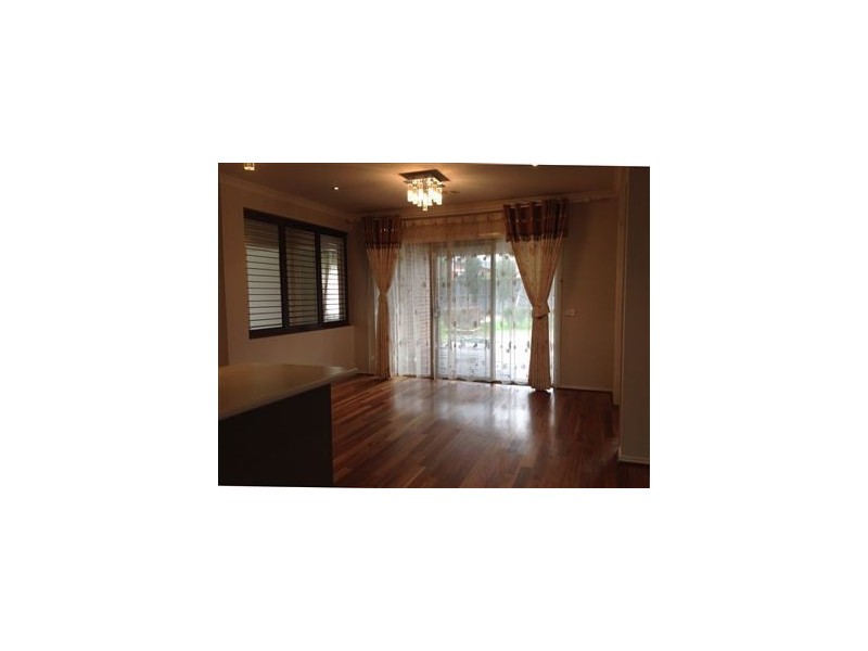 39 Bernly Boulevard, Berwick VIC 3806