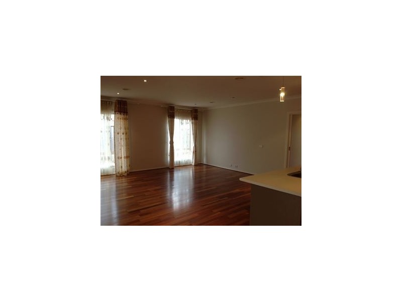 39 Bernly Boulevard, Berwick VIC 3806