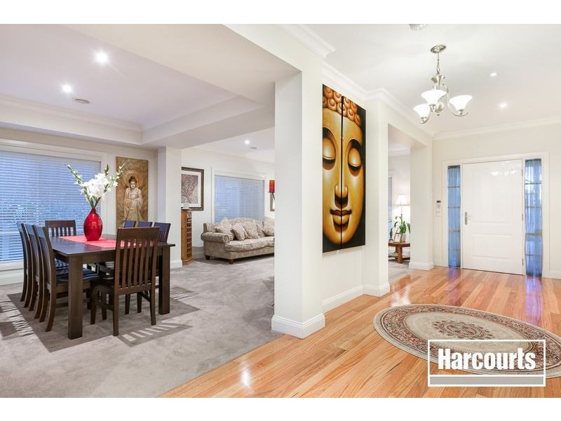 12 Hawkesbury Street, Berwick VIC 3806