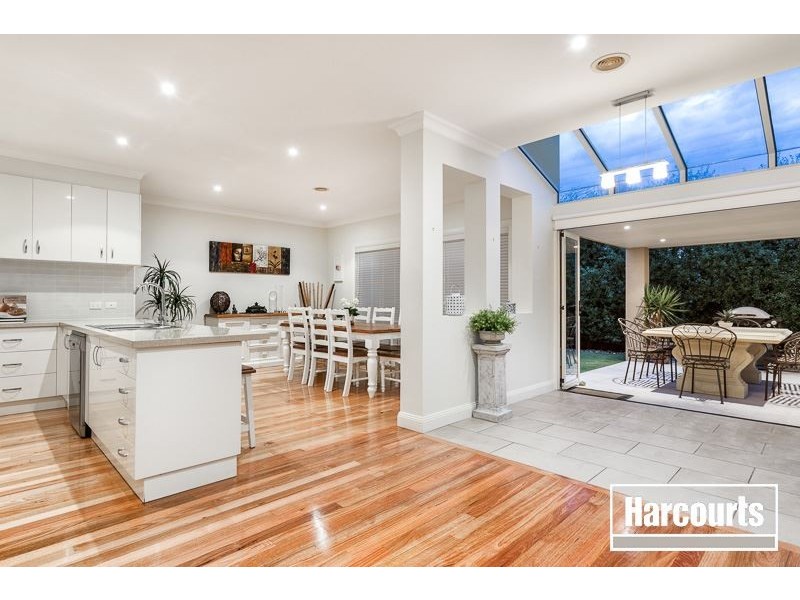 12 Hawkesbury Street, Berwick VIC 3806