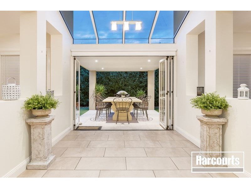 12 Hawkesbury Street, Berwick VIC 3806