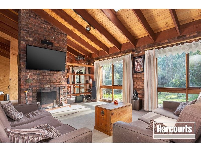 70 Kilvington Drive, Emerald VIC 3782