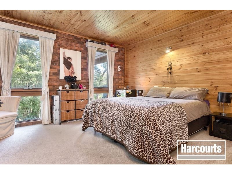 70 Kilvington Drive, Emerald VIC 3782