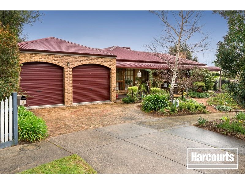 3 Glover Court, Berwick VIC 3806