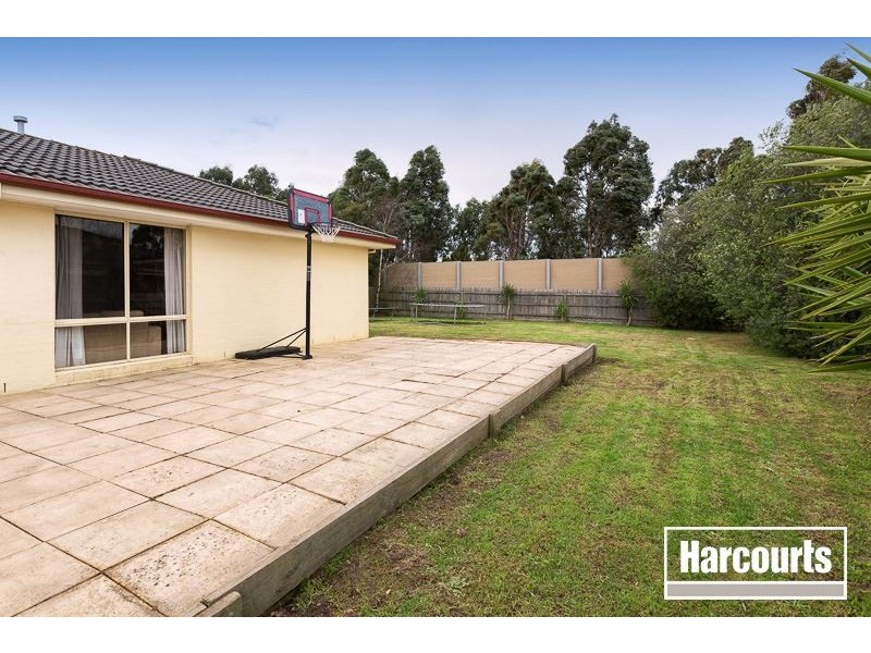 20 Hartsmere Drive, Berwick VIC 3806